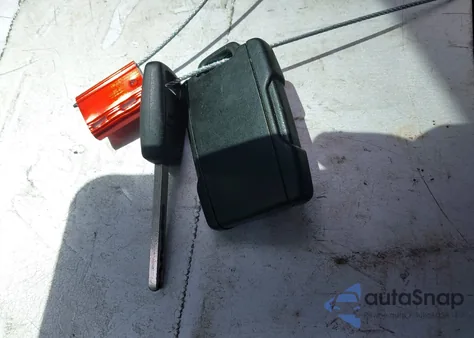 2014 Chevrolet Silverado 1500 2Lt from USA, damaged, VIN 1GCRCREC7EZ108852